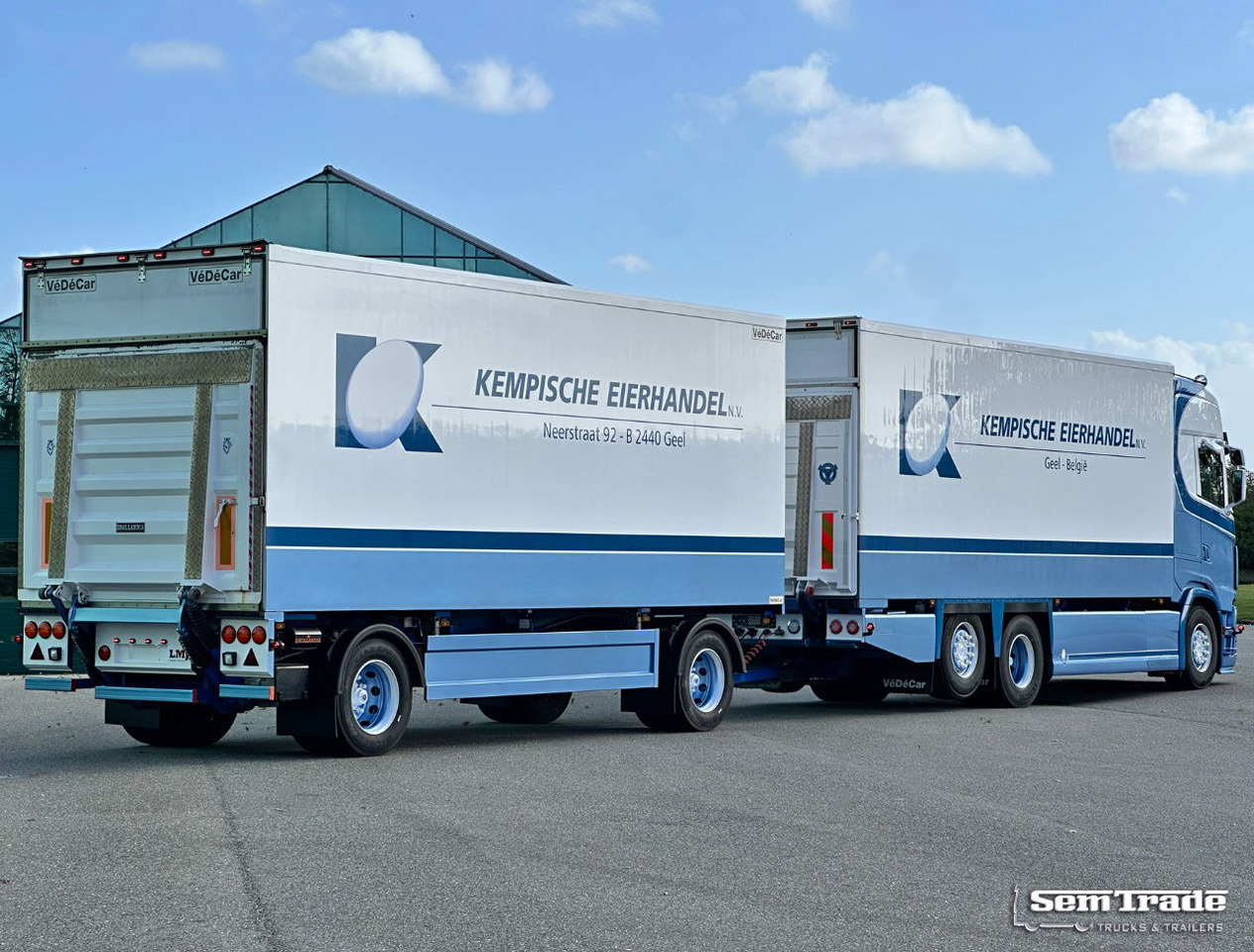 Scania S650 V8 NGS Only 193.000 KM Full Options FullY Isolated Body Special Show Truck / Combi NEW Condition - Hladnjača: slika 5 Scania S650 V8 NGS Only 193.000 KM Full Options FullY Isolated Body Special Show Truck / Combi NEW Condition - Hladnjača: slika 5