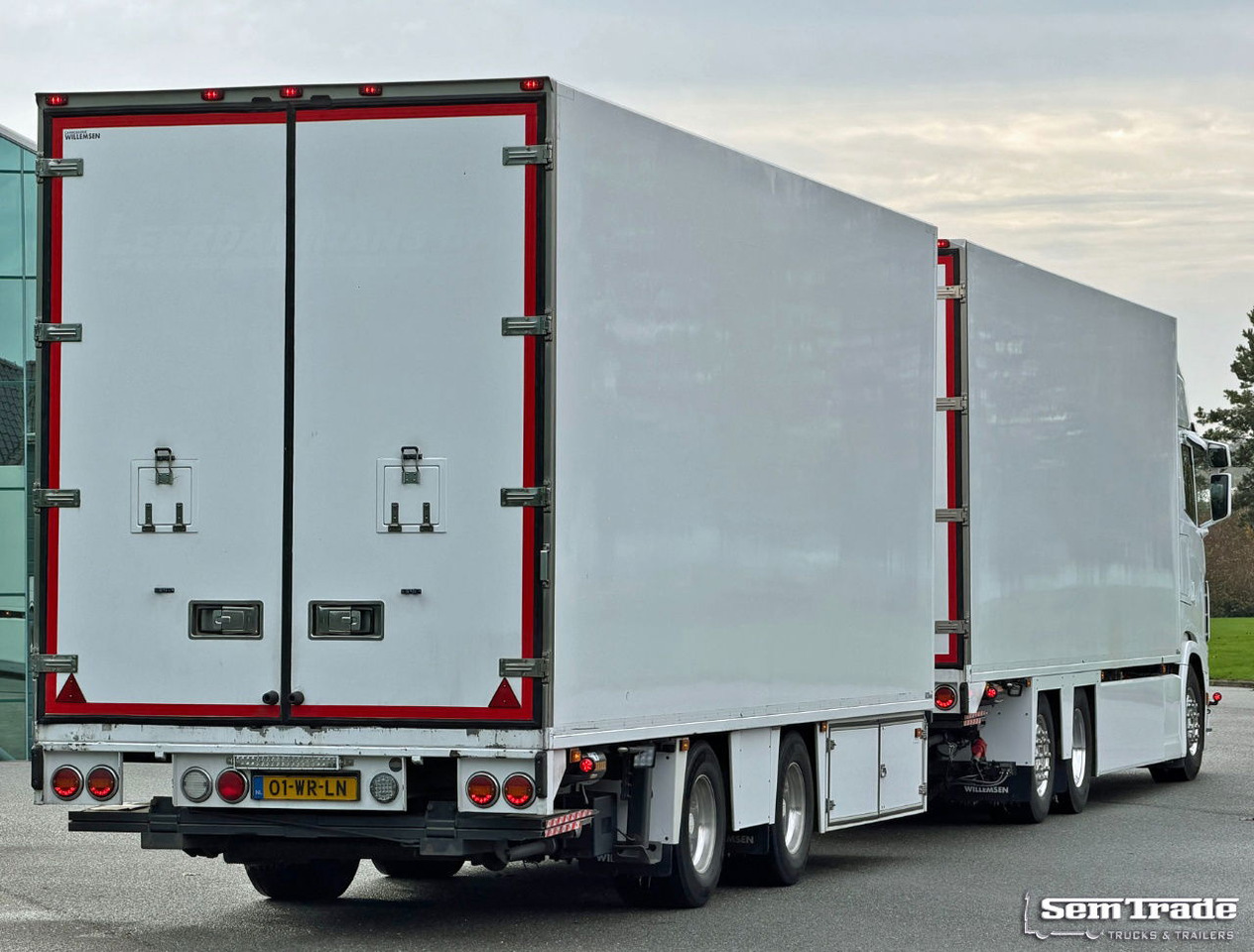 Scania S660 V8 Retarder Full Options 50CC VAN Beurden Boxes 2x Lift Super Condition - Hladnjača: slika 4 Scania S660 V8 Retarder Full Options 50CC VAN Beurden Boxes 2x Lift Super Condition - Hladnjača: slika 4