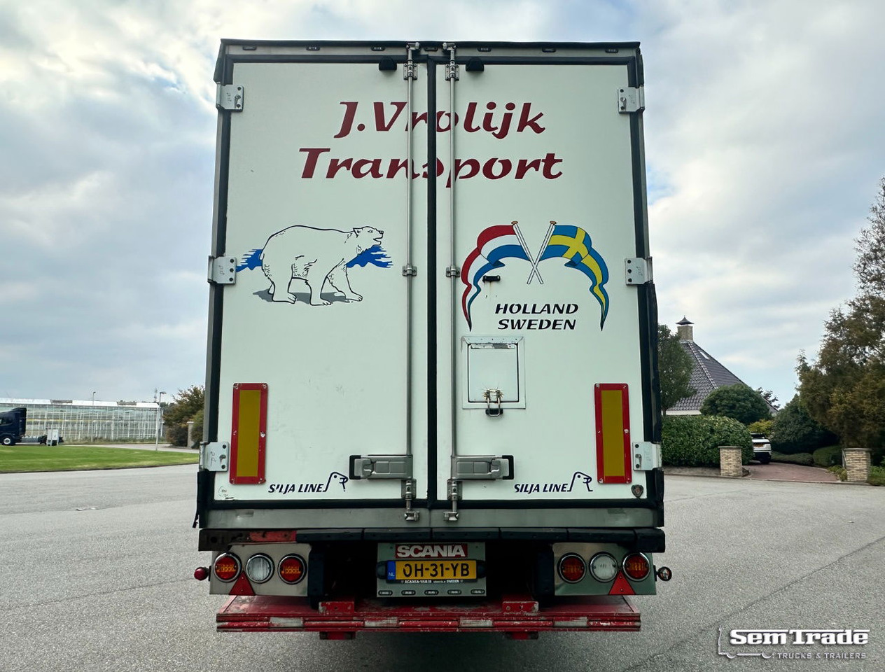 Schmitz Cargobull SKO 24 Carrier Maxima 1300 Flower Wide 2X Lift Axle - Poluprikolica hladnjače: slika 4 Schmitz Cargobull SKO 24 Carrier Maxima 1300 Flower Wide 2X Lift Axle - Poluprikolica hladnjače: slika 4
