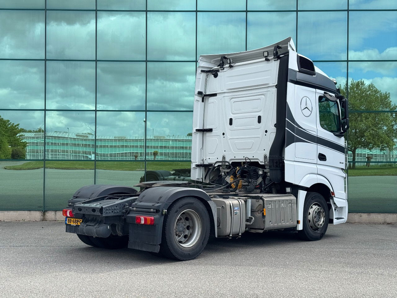 Mercedes-Benz Actros 1945 382.000 KM NEW TUV APK PTO + Hydraulics TOP Condition - Tegljač: slika 4 Mercedes-Benz Actros 1945 382.000 KM NEW TUV APK PTO + Hydraulics TOP Condition - Tegljač: slika 4