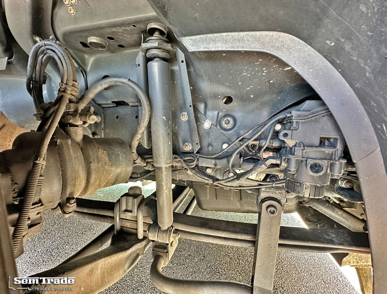 Tegljač Scania R164-480 V8 Retarder Manual Gearbox Showtruck Completely Rebuild Unique Condition: slika 14