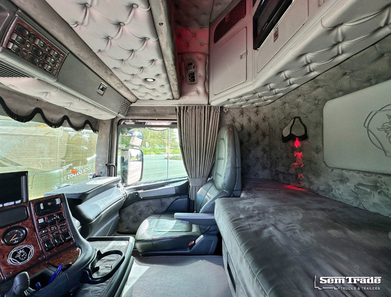 Tegljač Scania R164-480 V8 Retarder Manual Gearbox Showtruck Completely Rebuild Unique Condition: slika 8