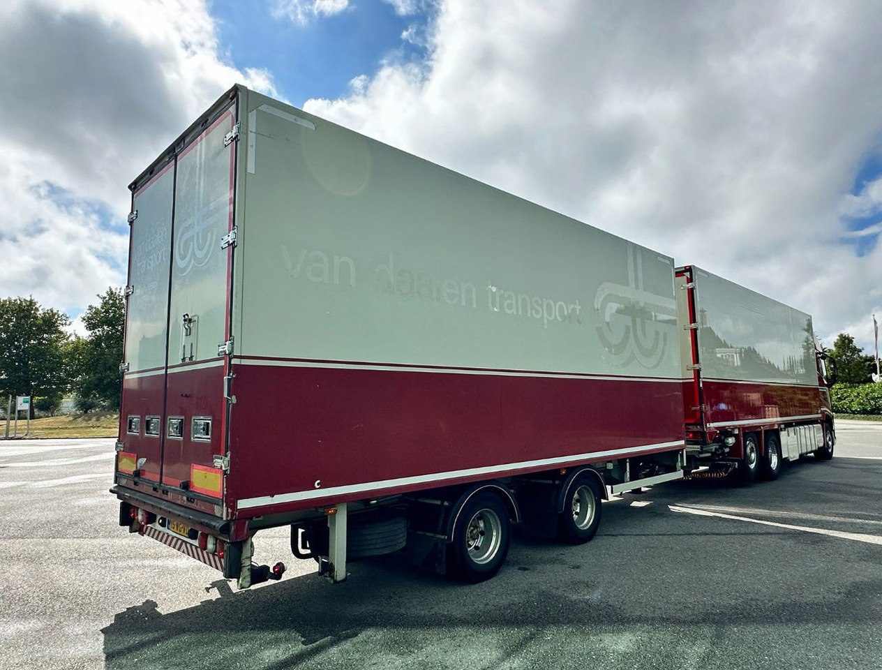 Volvo FH 500 I-Park Cool VAN Beurden Isolated Boxes Tail Lift TRS CoolING TOP Condition Holland-Combi - Hladnjača: slika 4 Volvo FH 500 I-Park Cool VAN Beurden Isolated Boxes Tail Lift TRS CoolING TOP Condition Holland-Combi - Hladnjača: slika 4