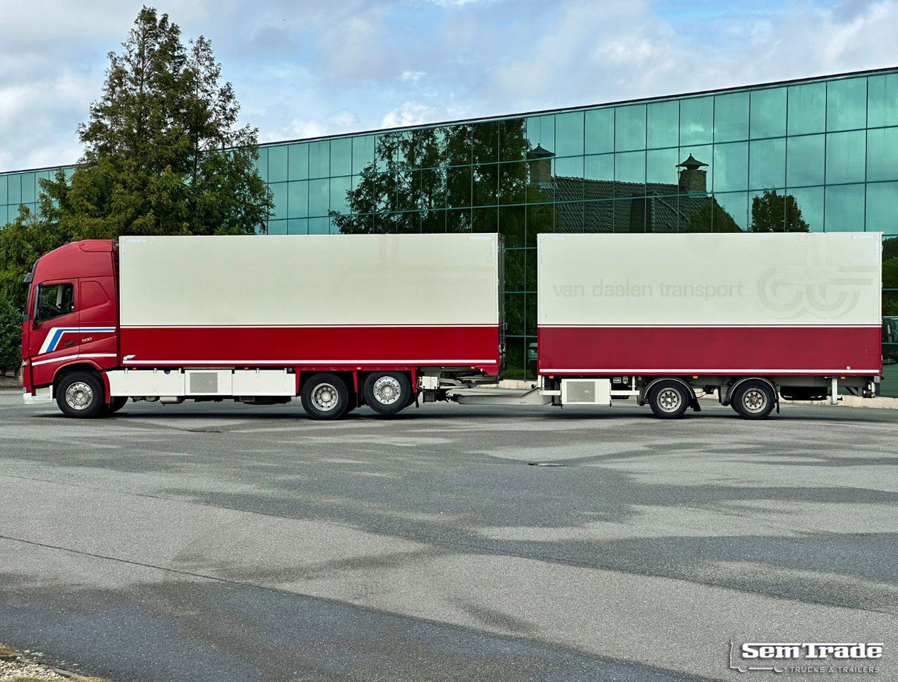 Volvo FH 500 I-Park Cool VAN Beurden Isolated Boxes Tail Lift TRS CoolING TOP Condition Holland-Combi - Hladnjača: slika 2 Volvo FH 500 I-Park Cool VAN Beurden Isolated Boxes Tail Lift TRS CoolING TOP Condition Holland-Combi - Hladnjača: slika 2
