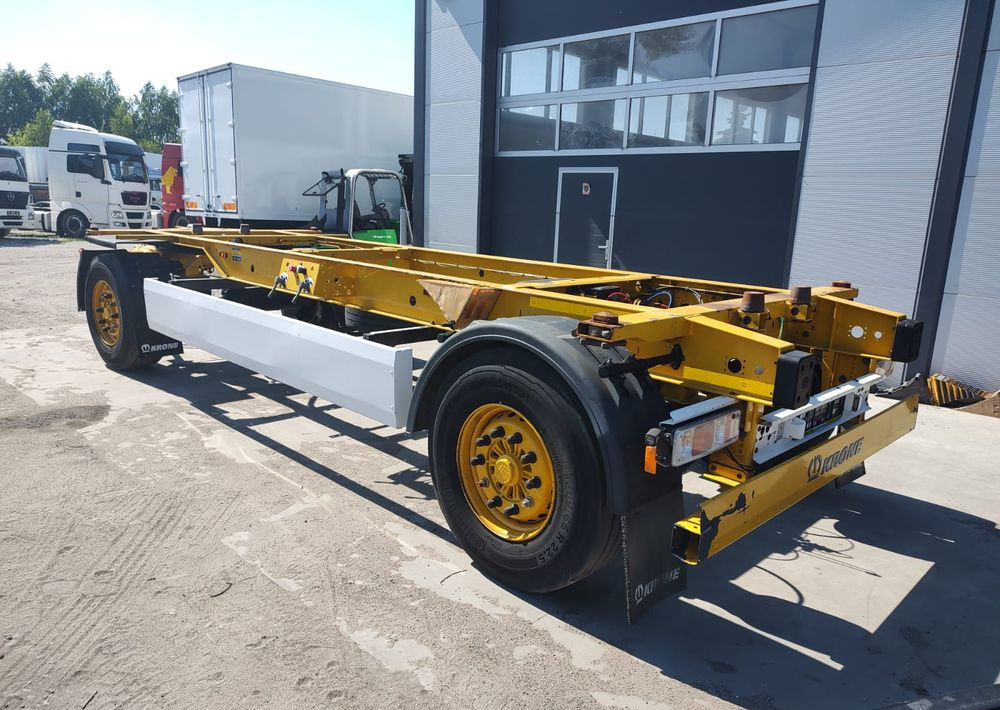 Krone Przyczepa BDF Krone - Prikolica za prevoz kontejnera/ Prikolica sa promenjivim sandukom: slika 1 Krone Przyczepa BDF Krone - Prikolica za prevoz kontejnera/ Prikolica sa promenjivim sandukom: slika 1