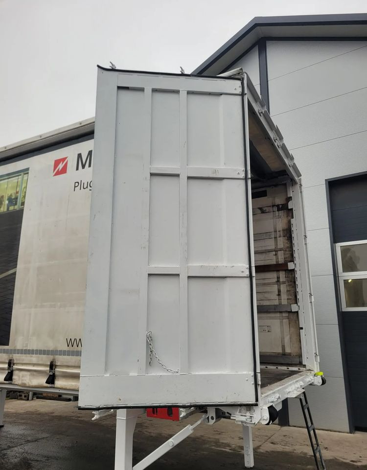 Krone Zabudowa BDF Krone 7,45m - Promenjivo telo sa ceradom: slika 4 Krone Zabudowa BDF Krone 7,45m - Promenjivo telo sa ceradom: slika 4