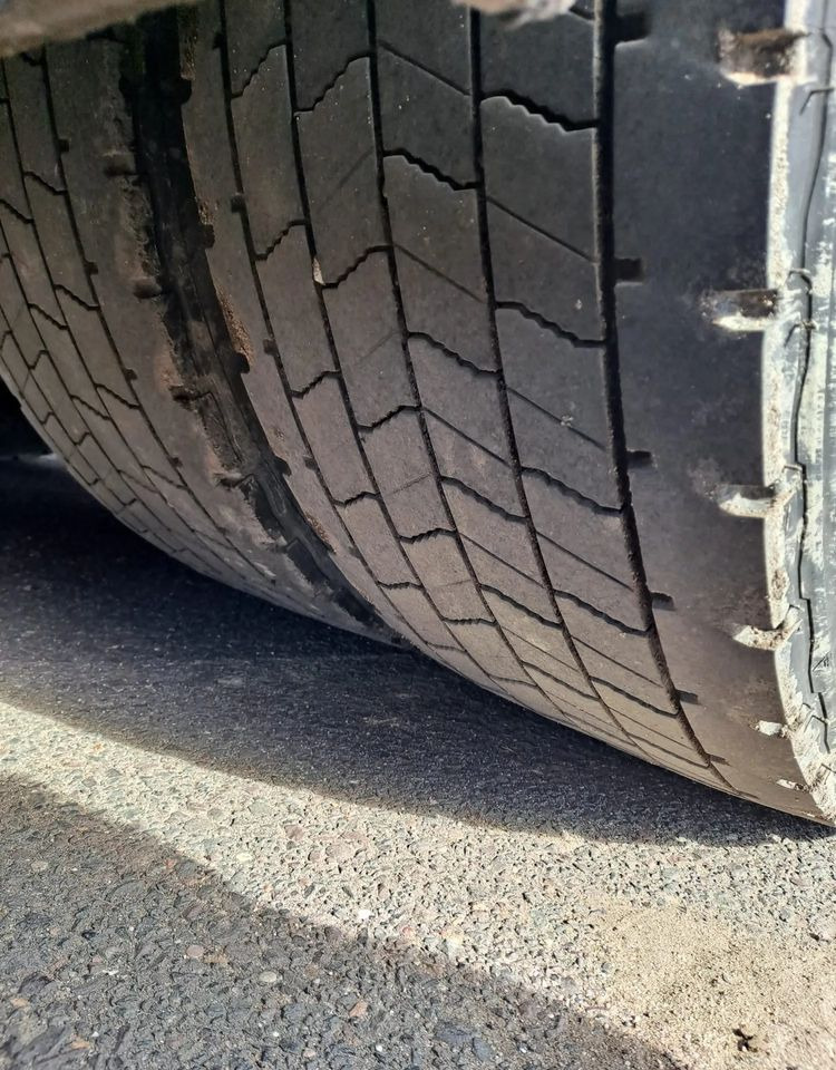 Kamion sa ceradom Mercedes-Benz Actros 2542 zestaw jumbo 7,70: slika 19