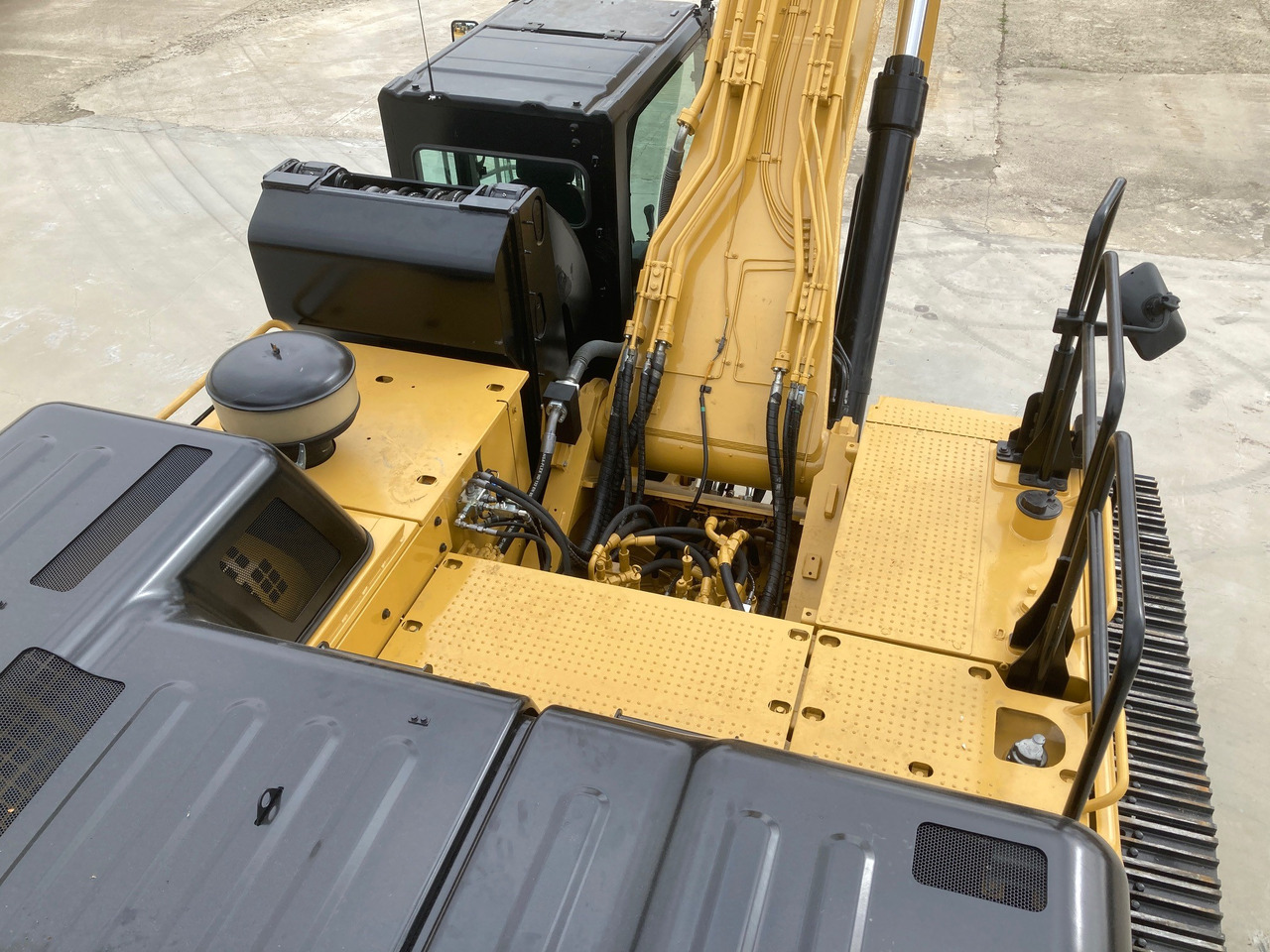 Bager za obradu otpada/ Industrije CATERPILLAR 352F Material Handler: slika 8 Bager za obradu otpada/ Industrije CATERPILLAR 352F Material Handler: slika 8