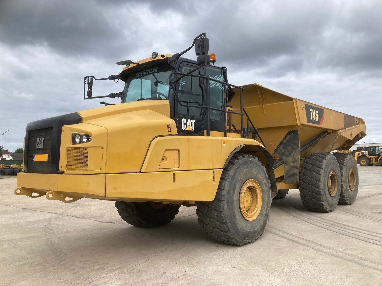 CATERPILLAR 745 - Zglobni kiper: slika 1 CATERPILLAR 745 - Zglobni kiper: slika 1