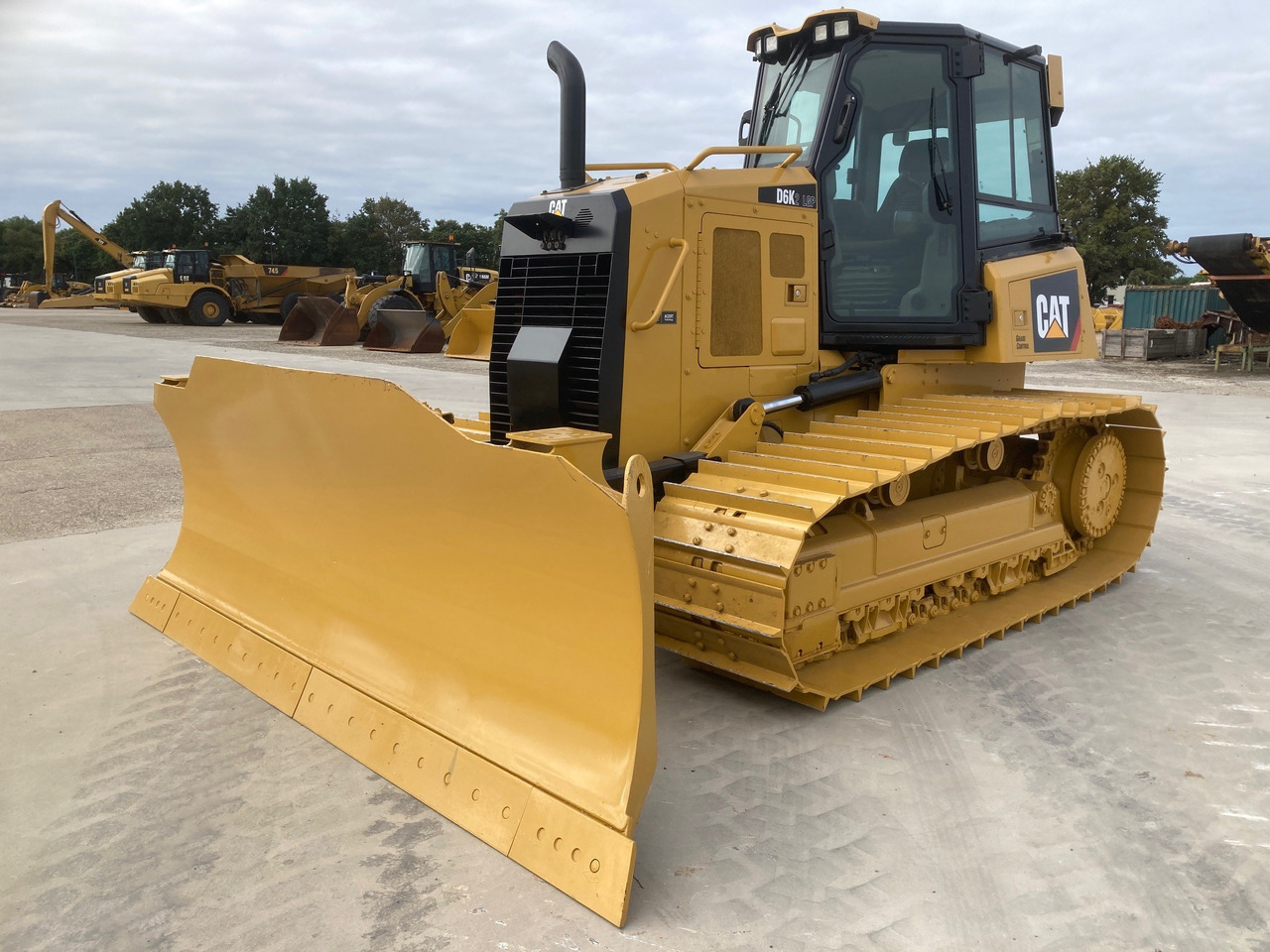 CATERPILLAR D6K2 LGP - Buldožer: slika 1 CATERPILLAR D6K2 LGP - Buldožer: slika 1