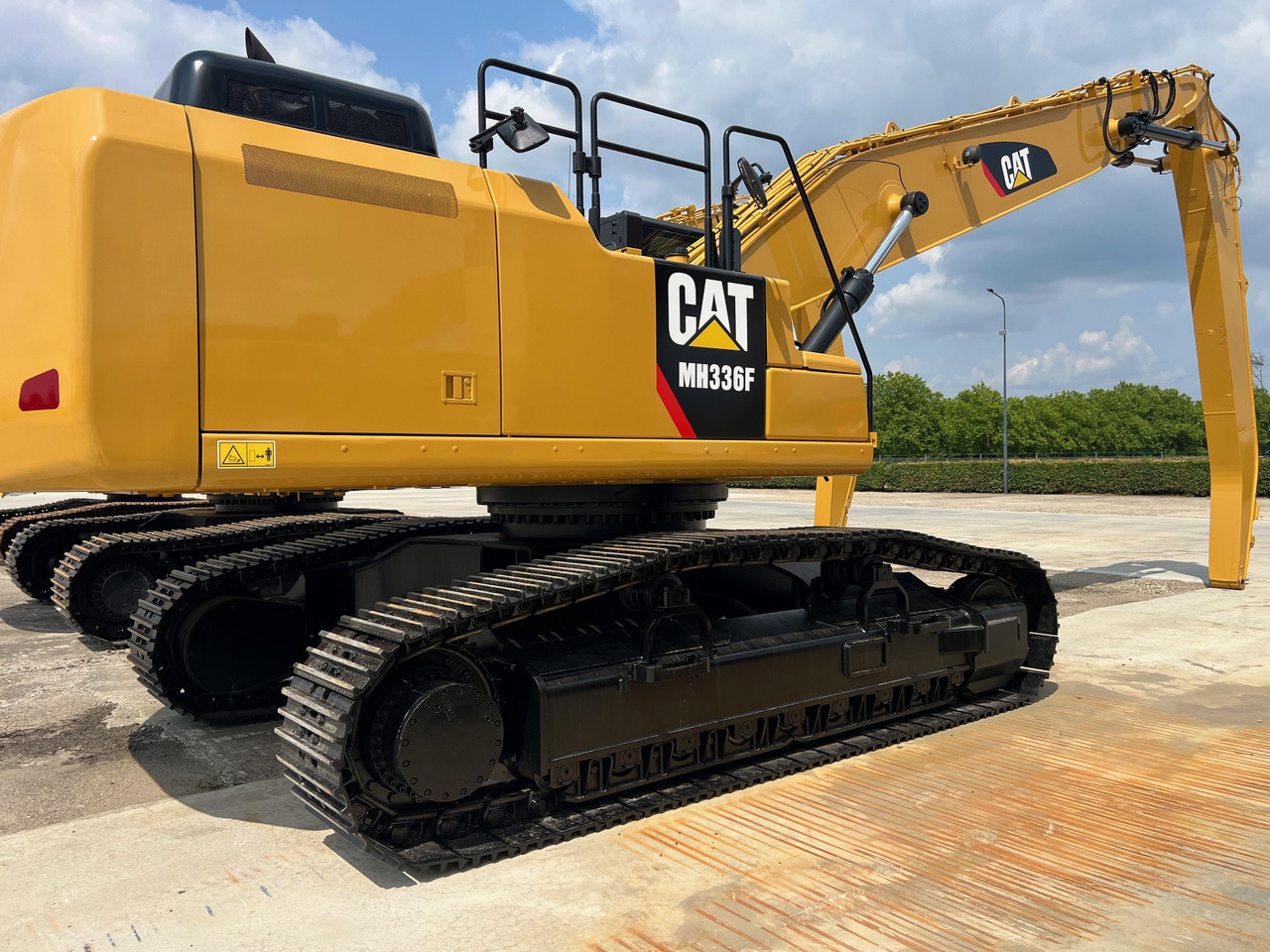 CATERPILLAR MH336F - Bager za obradu otpada/ Industrije: slika 2 CATERPILLAR MH336F - Bager za obradu otpada/ Industrije: slika 2
