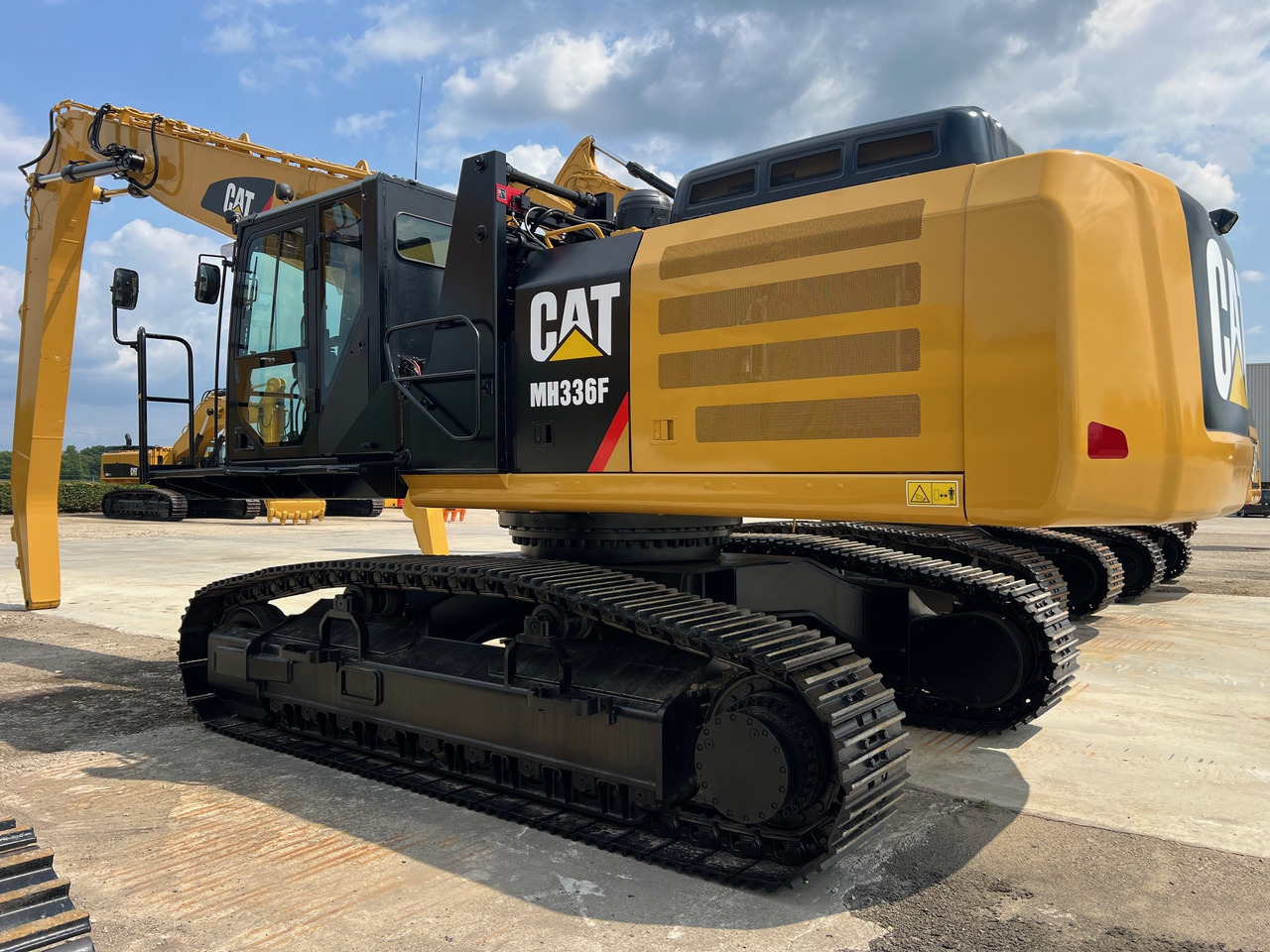 CATERPILLAR MH336F - Bager za obradu otpada/ Industrije: slika 1 CATERPILLAR MH336F - Bager za obradu otpada/ Industrije: slika 1