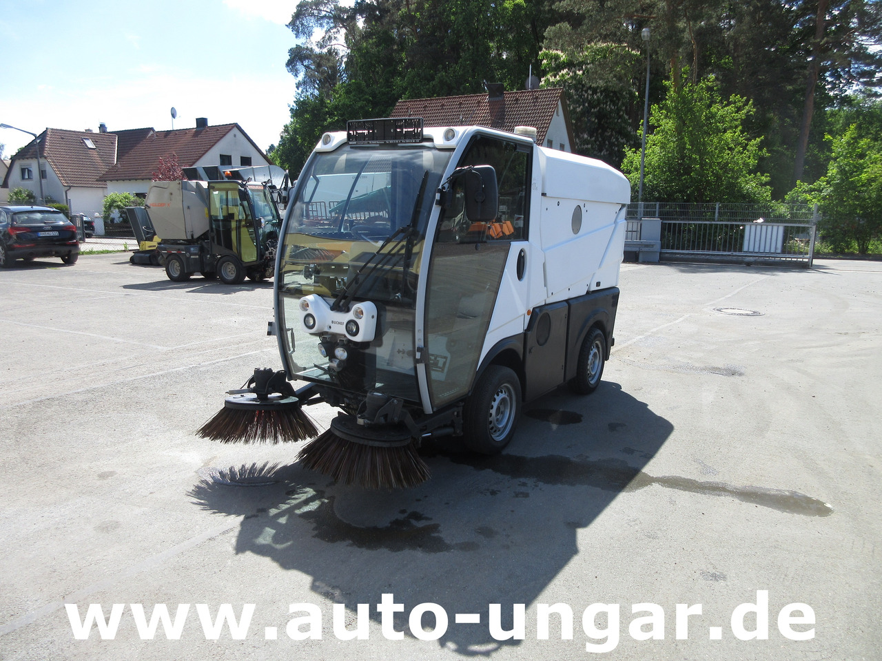 BUCHER CC 1000 Kleinkehrmaschine CityCat 4-Rad Lenkung - Industrijska mašina za metenje: slika 1 BUCHER CC 1000 Kleinkehrmaschine CityCat 4-Rad Lenkung - Industrijska mašina za metenje: slika 1