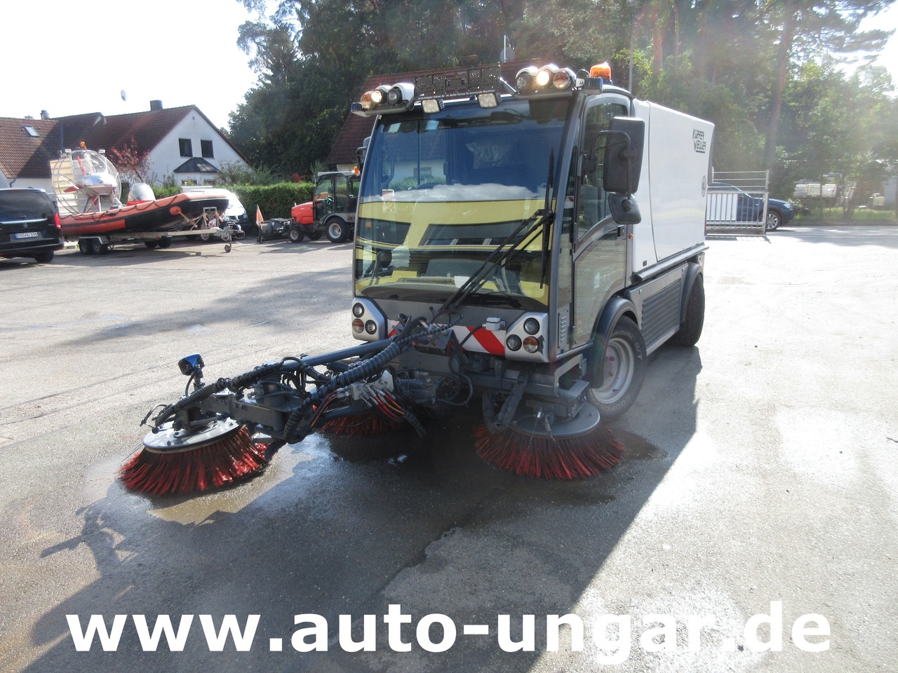Boschung S3 Kehrmaschine urban sweeper Wildkrautbesen Allradlenkung - Autočistilica: slika 2 Boschung S3 Kehrmaschine urban sweeper Wildkrautbesen Allradlenkung - Autočistilica: slika 2
