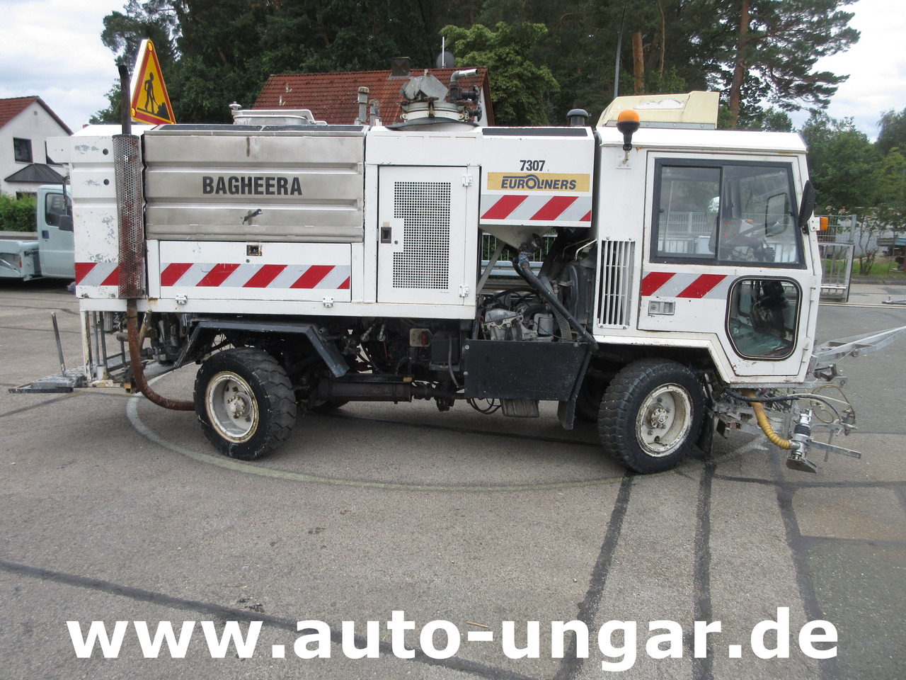 Euroliners Trassar Bagheera Markiermaschine Roadmarking Straßenmarkierung - Mašina za asfalt: slika 5 Euroliners Trassar Bagheera Markiermaschine Roadmarking Straßenmarkierung - Mašina za asfalt: slika 5