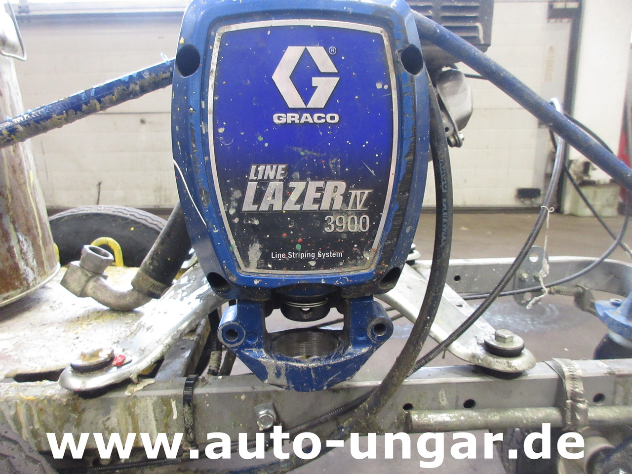 Graco LineLazer IV 3900 Airless Pumpe defekt Straßenmarkierung Roadmarking Traceuse - Mašina za asfalt: slika 2 Graco LineLazer IV 3900 Airless Pumpe defekt Straßenmarkierung Roadmarking Traceuse - Mašina za asfalt: slika 2