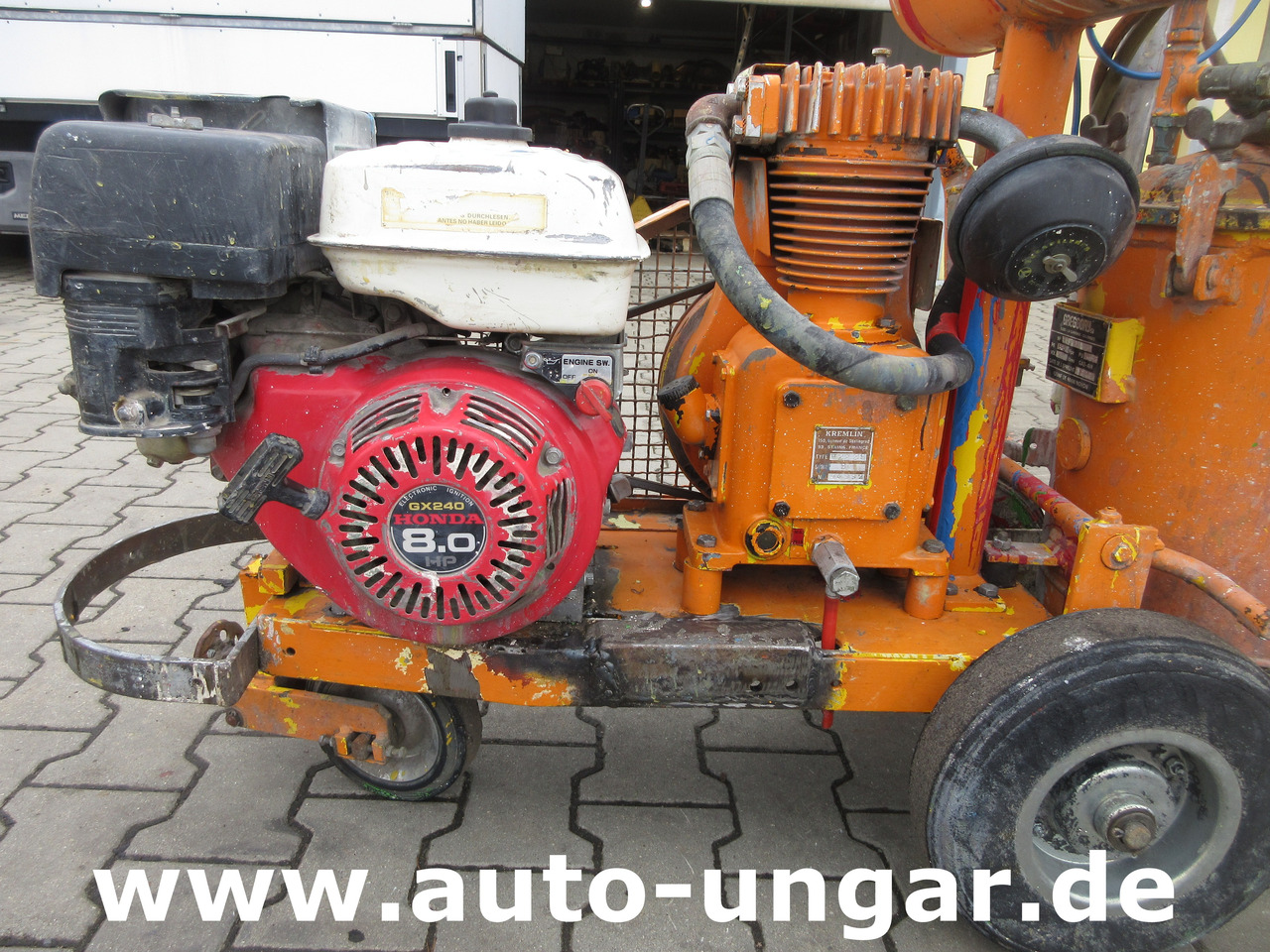 Greggory Roadmarking Straßenmarkiermaschine Hofmann Graco LineLazer Euroliners - Mašina za asfalt: slika 3 Greggory Roadmarking Straßenmarkiermaschine Hofmann Graco LineLazer Euroliners - Mašina za asfalt: slika 3