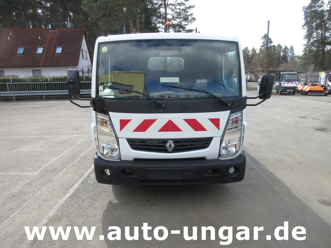 Renault Maxity Müllwagen 3.500kg Lifter Presse Kipper Tritt - Kamion za smeće: slika 2 Renault Maxity Müllwagen 3.500kg Lifter Presse Kipper Tritt - Kamion za smeće: slika 2