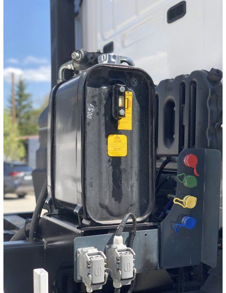 BMC 6x4 komunal 34.8t TUGRA TGR 3540 (2x) garantie! warranty - Istovarivač: slika 4 BMC 6x4 komunal 34.8t TUGRA TGR 3540 (2x) garantie! warranty - Istovarivač: slika 4