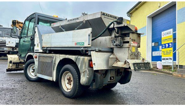 AUSA B 200H 4x4 sklápěč sypač zametač radlice - Građevinska mašina: slika 4 AUSA B 200H 4x4 sklápěč sypač zametač radlice - Građevinska mašina: slika 4