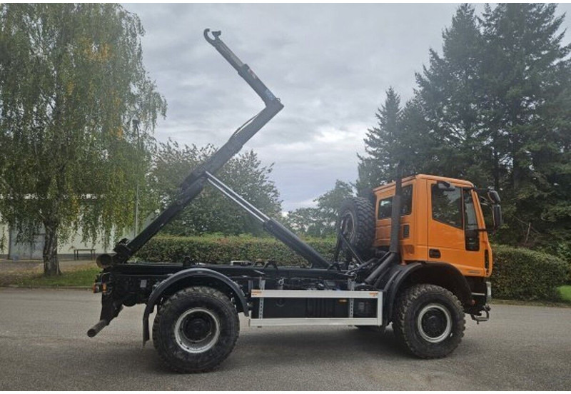 Iveco 4x4 ML140.E25 +winter zima (CZ)CTS +SIMED - Kamion sa hidrauličnom kukom: slika 2 Iveco 4x4 ML140.E25 +winter zima (CZ)CTS +SIMED - Kamion sa hidrauličnom kukom: slika 2