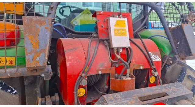 John Deere 6220 SE +Quicke +Igland twin - Šumarska oprema: slika 4 John Deere 6220 SE +Quicke +Igland twin - Šumarska oprema: slika 4