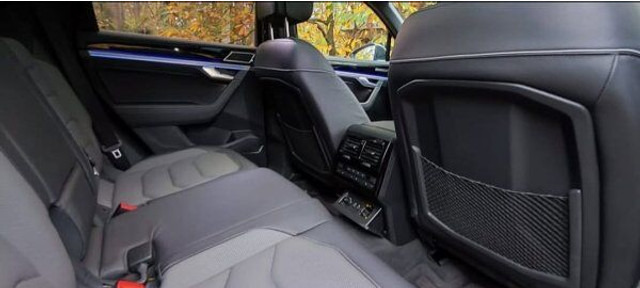 Automobil Volkswagen Touareg 3.0 TDi R-line 4-motion: slika 6 Automobil Volkswagen Touareg 3.0 TDi R-line 4-motion: slika 6