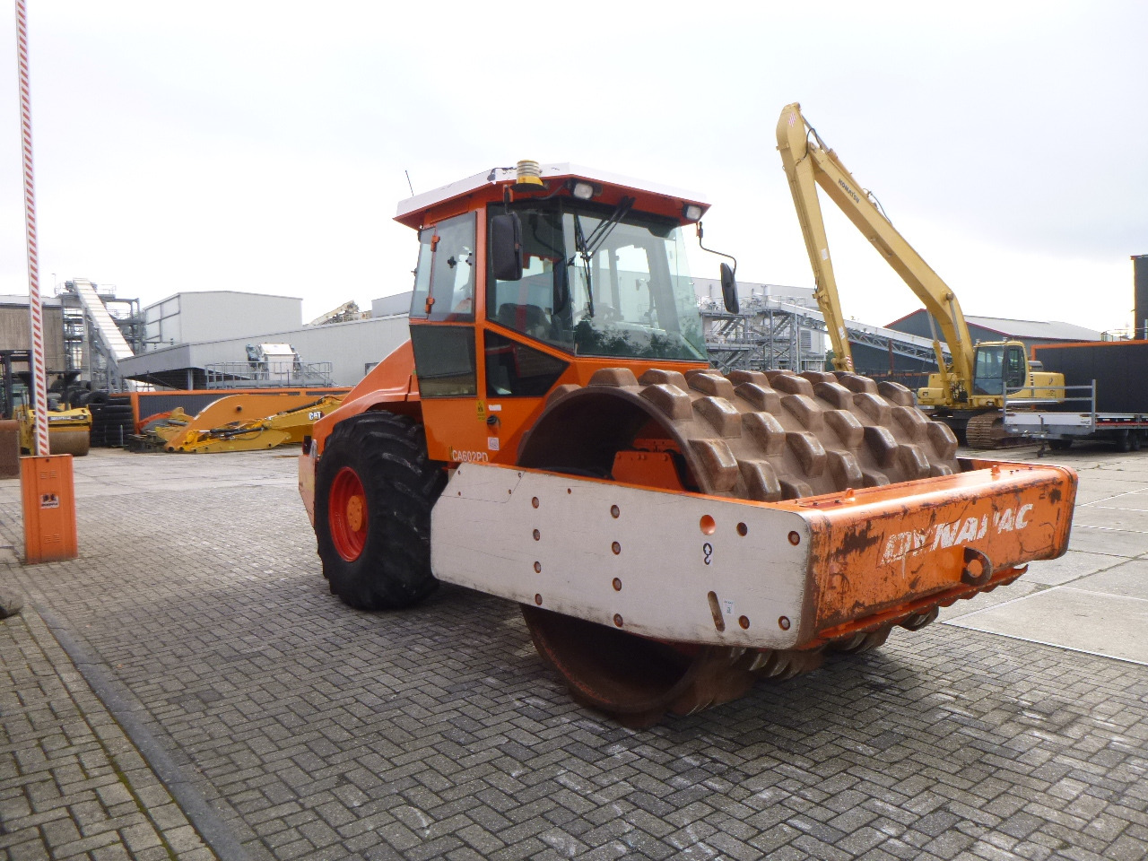 DYNAPAC CA602PD - Kompaktor: slika 4 DYNAPAC CA602PD - Kompaktor: slika 4