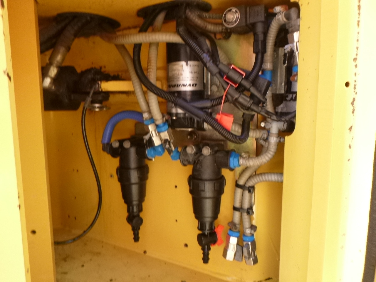 Valjak za puteve DYNAPAC CC432V: slika 36 Valjak za puteve DYNAPAC CC432V: slika 36