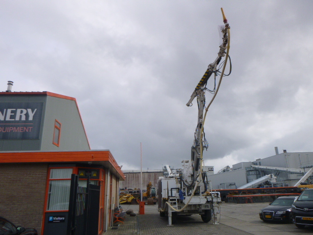 FUJI BUSSAN B-SFW1C-6S DRY / WET SHOTCRETE & GUNITE MACHINE - Mašina za bušenje tunela: slika 3 FUJI BUSSAN B-SFW1C-6S DRY / WET SHOTCRETE & GUNITE MACHINE - Mašina za bušenje tunela: slika 3