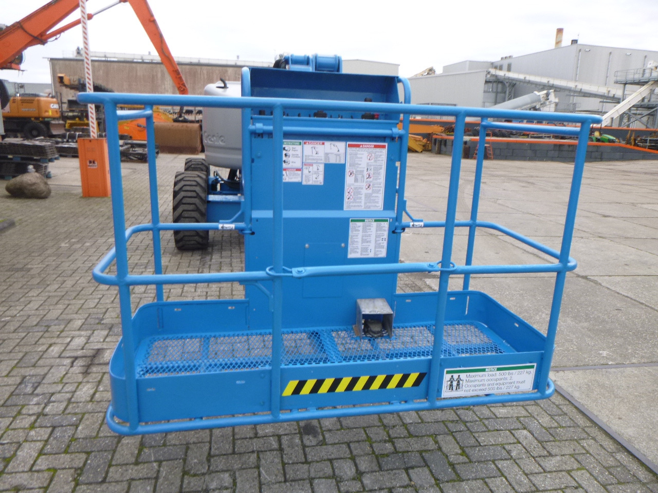 Zglobna platforma GENIE Z45-25: slika 7