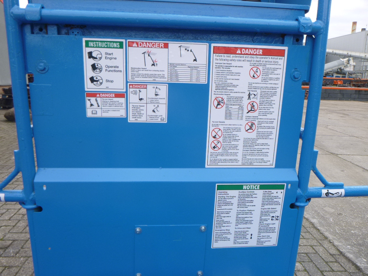 Zglobna platforma GENIE Z45-25: slika 9