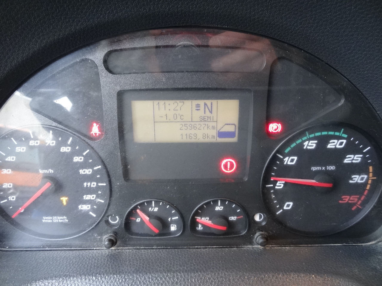 Iveco EuroCargo 120E25 Fassi F38 - Kamion sa dizalicom, Kamion sa tovarnim sandukom: slika 4 Iveco EuroCargo 120E25 Fassi F38 - Kamion sa dizalicom, Kamion sa tovarnim sandukom: slika 4