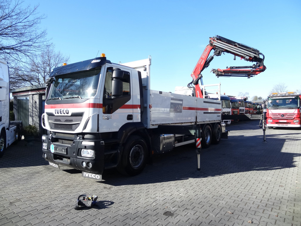 Iveco Stralis 420 6X2 Montagekran Fassi F335 28Meter - Kamion sa tovarnim sandukom, Kamion sa dizalicom: slika 1 Iveco Stralis 420 6X2 Montagekran Fassi F335 28Meter - Kamion sa tovarnim sandukom, Kamion sa dizalicom: slika 1