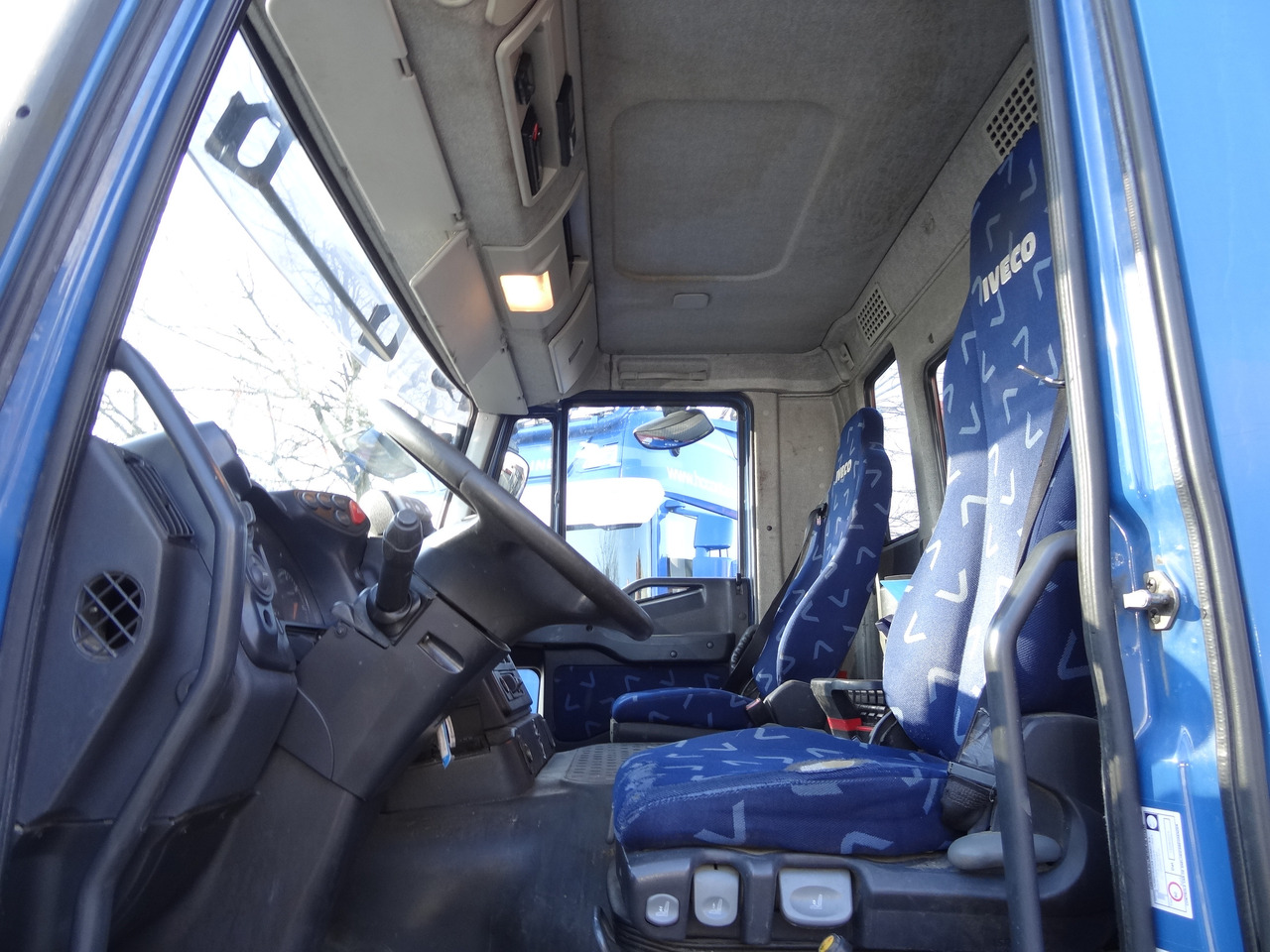 Iveco Trakker AD340T41 8X4 Kipper Kran Palfinger 23002 - Istovarivač, Kamion sa dizalicom: slika 2 Iveco Trakker AD340T41 8X4 Kipper Kran Palfinger 23002 - Istovarivač, Kamion sa dizalicom: slika 2