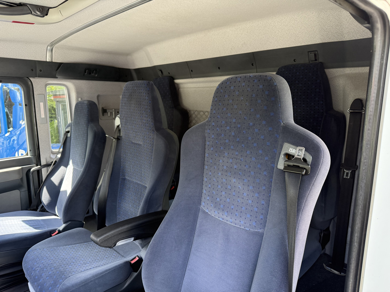 MAN TGA 18.350 4X2 LL Fahrschule - Kamion za prevoz kontejnera/ Kamion sa promenjivim sandukom: slika 5 MAN TGA 18.350 4X2 LL Fahrschule - Kamion za prevoz kontejnera/ Kamion sa promenjivim sandukom: slika 5