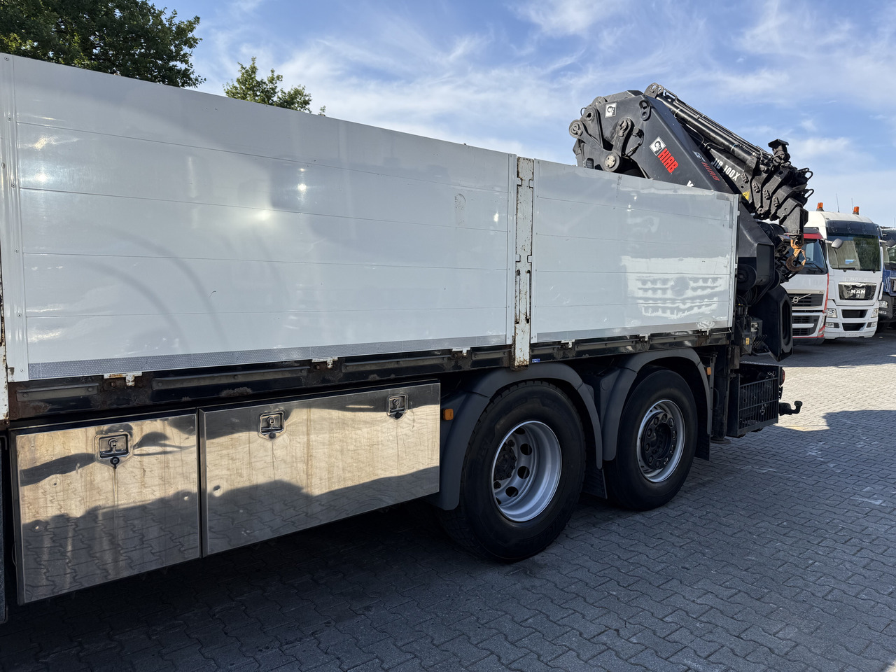 MAN TGX 26.480 6X2 Hiab 422 + Jib + Winde - Kamion sa tovarnim sandukom, Kamion sa dizalicom: slika 4 MAN TGX 26.480 6X2 Hiab 422 + Jib + Winde - Kamion sa tovarnim sandukom, Kamion sa dizalicom: slika 4