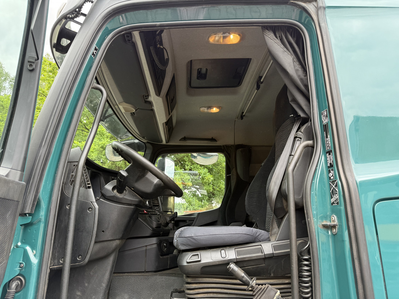 Mercedes-Benz Arocs 3251 8X4 Haken mit Kran HMF 2620 K5 - Kamion sa hidrauličnom kukom, Kamion sa dizalicom: slika 3 Mercedes-Benz Arocs 3251 8X4 Haken mit Kran HMF 2620 K5 - Kamion sa hidrauličnom kukom, Kamion sa dizalicom: slika 3