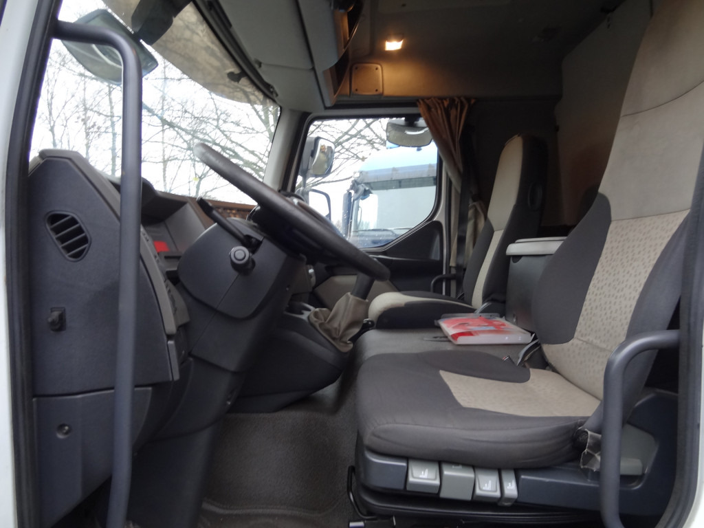 Kamion sa tovarnim sandukom, Kamion sa dizalicom Renault Midlum 300.12 Fassi F80: slika 5