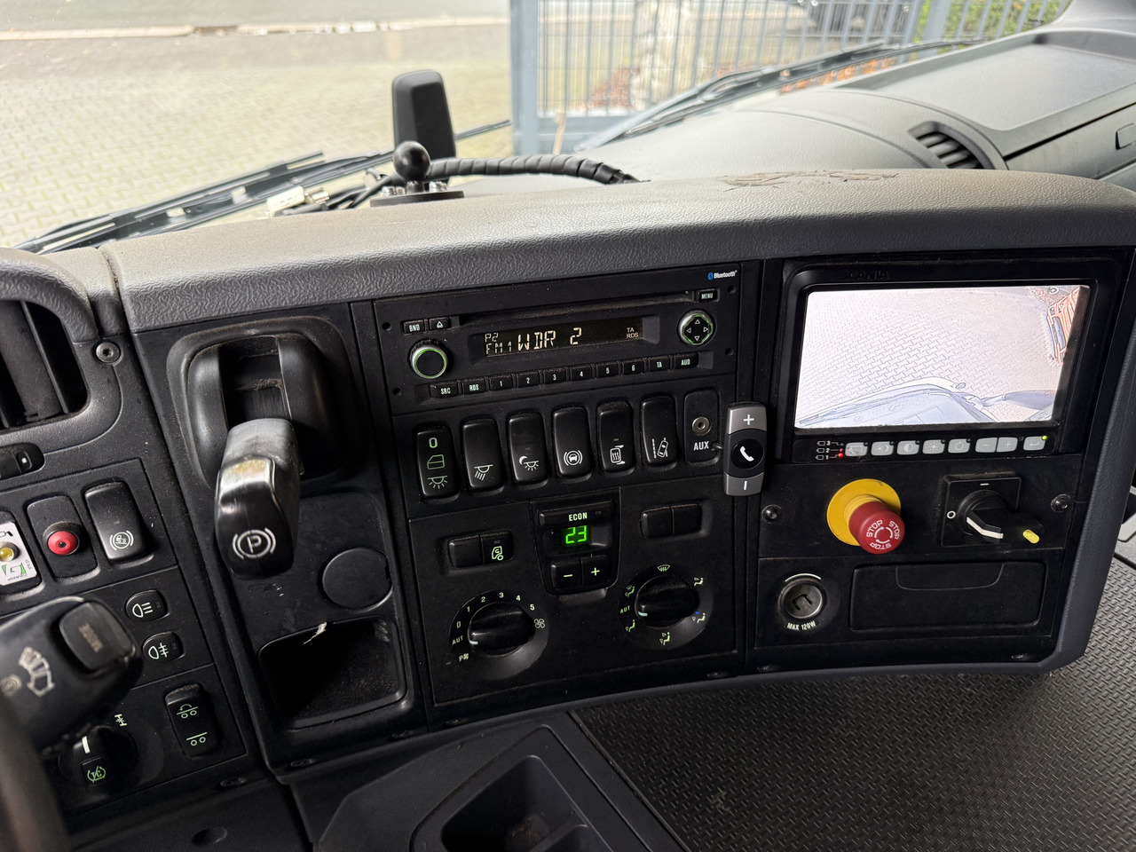 Scania P280 6X2*4 - Kamion sa golom šasijom i zatvorenom kabinom: slika 5 Scania P280 6X2*4 - Kamion sa golom šasijom i zatvorenom kabinom: slika 5