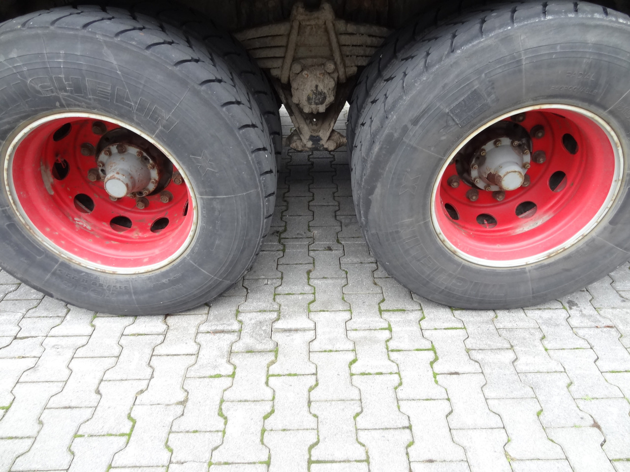 Scania R144 460 6X4 Fassi 360 bis 25 Meter - Kamion sa tovarnim sandukom, Kamion sa dizalicom: slika 4 Scania R144 460 6X4 Fassi 360 bis 25 Meter - Kamion sa tovarnim sandukom, Kamion sa dizalicom: slika 4