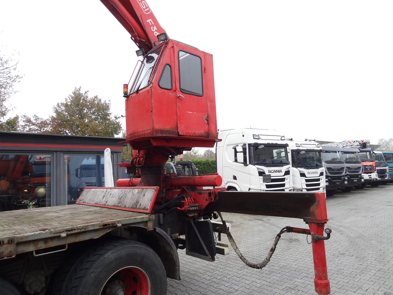 Scania R144 460 6X4 Fassi 360 bis 25 Meter - Kamion sa tovarnim sandukom, Kamion sa dizalicom: slika 2 Scania R144 460 6X4 Fassi 360 bis 25 Meter - Kamion sa tovarnim sandukom, Kamion sa dizalicom: slika 2