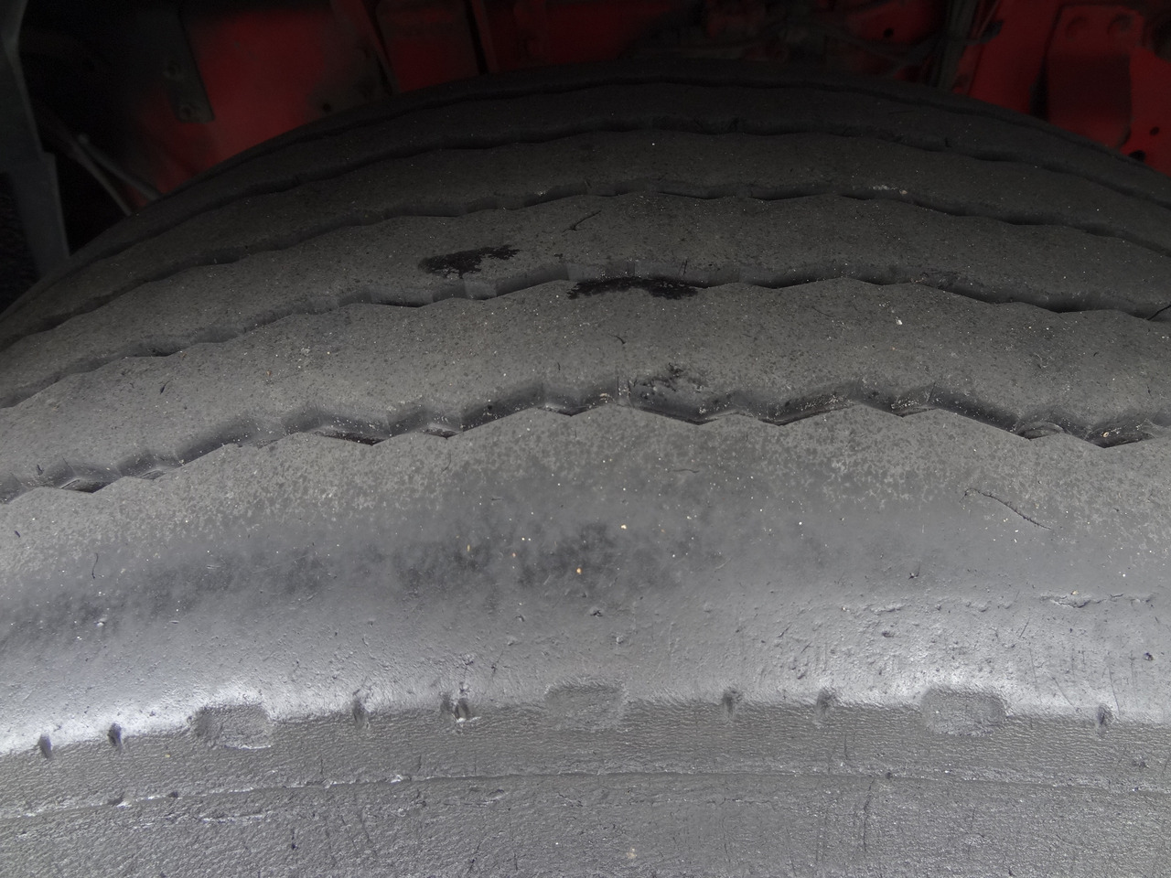 Daf XF105 460 6X2 Kran Palfinger 34002 - Tegljač: slika 4 Daf XF105 460 6X2 Kran Palfinger 34002 - Tegljač: slika 4