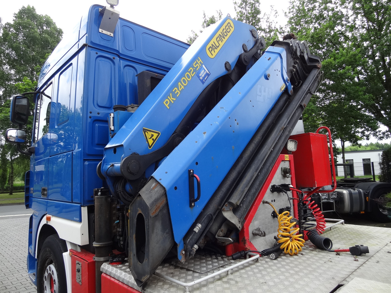 Daf XF105 460 6X2 Kran Palfinger 34002 - Tegljač: slika 2 Daf XF105 460 6X2 Kran Palfinger 34002 - Tegljač: slika 2