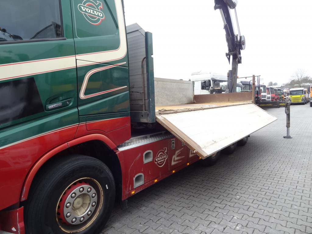 Volvo FH540 8X4 Kipper mit Kran Hiab 244-5 - Kamion sa dizalicom, Istovarivač: slika 2 Volvo FH540 8X4 Kipper mit Kran Hiab 244-5 - Kamion sa dizalicom, Istovarivač: slika 2