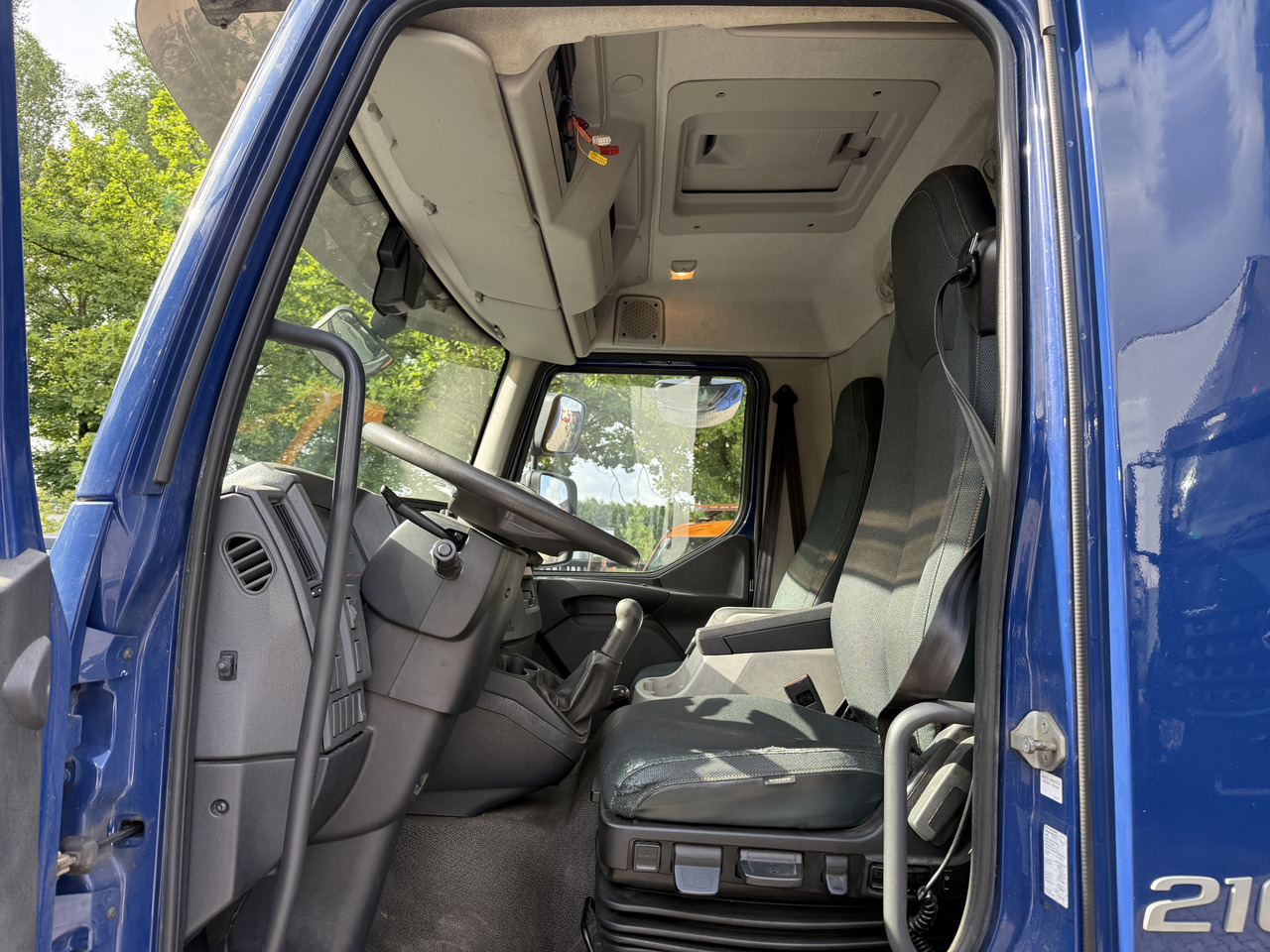 Volvo FL210 14 Tonner - Kamion sa ceradom: slika 4 Volvo FL210 14 Tonner - Kamion sa ceradom: slika 4