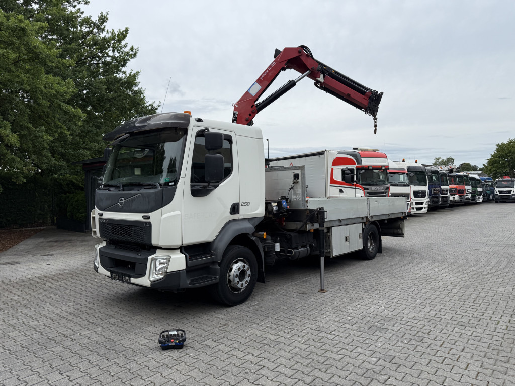 Volvo FL250.16 HMF 875 K3 - Kamion sa dizalicom: slika 1 Volvo FL250.16 HMF 875 K3 - Kamion sa dizalicom: slika 1