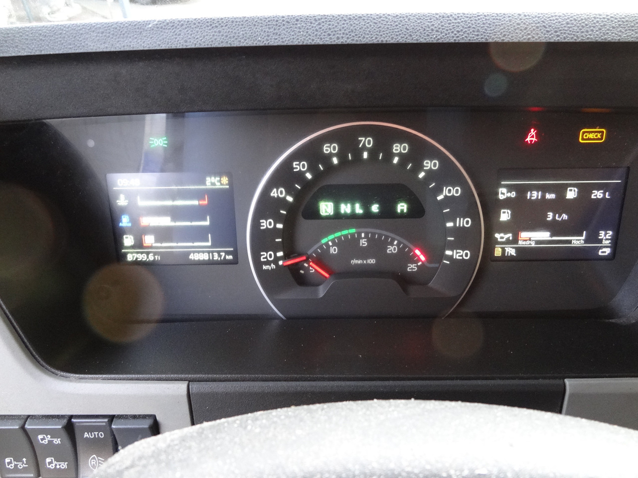 Volvo FM420 4X4 X-Track - Kamion sa golom šasijom i zatvorenom kabinom: slika 5 Volvo FM420 4X4 X-Track - Kamion sa golom šasijom i zatvorenom kabinom: slika 5