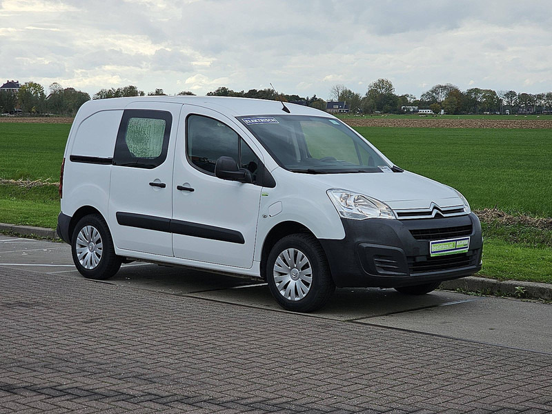 Citroën Berlingo 1.1 23kWH NAP Airco ! - Dostavno vozilo sa zatvorenim sandukom, Električno dostavno vozilo: slika 5 Citroën Berlingo 1.1 23kWH NAP Airco ! - Dostavno vozilo sa zatvorenim sandukom, Električno dostavno vozilo: slika 5