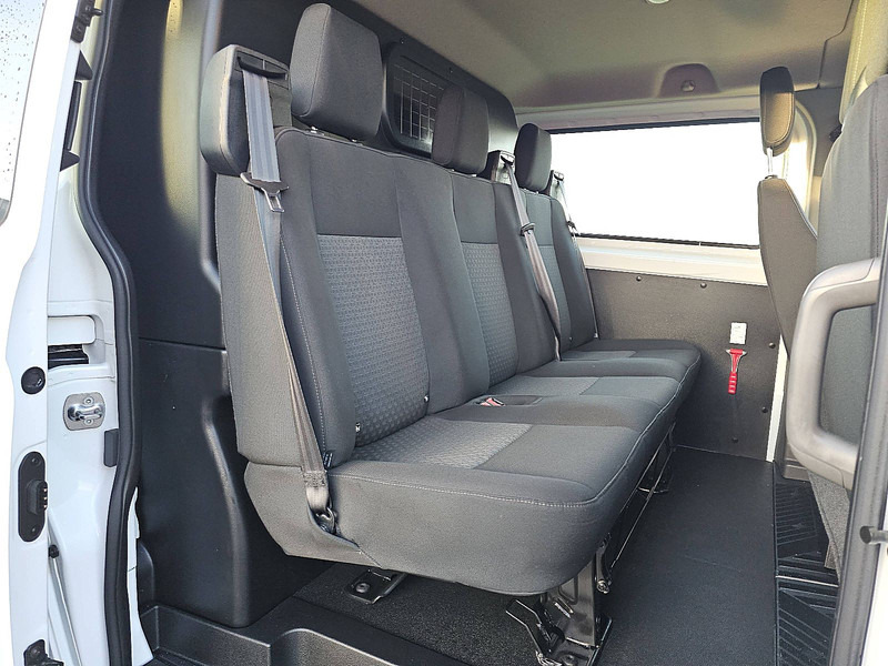 Lizing Ford Transit Custom 2.0 L1H1 Dub.- Cab. Navi Ford Transit Custom 2.0 L1H1 Dub.- Cab. Navi: slika 14 Lizing Ford Transit Custom 2.0 L1H1 Dub.- Cab. Navi Ford Transit Custom 2.0 L1H1 Dub.- Cab. Navi: slika 14